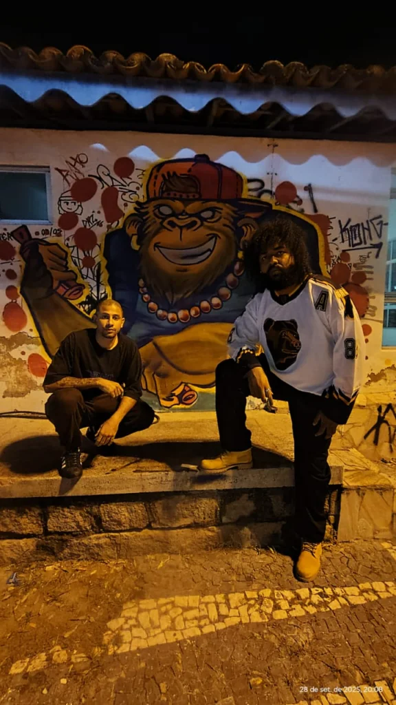 Intervenção de grafite com Capa e Kong — HIP HOP IN CENA